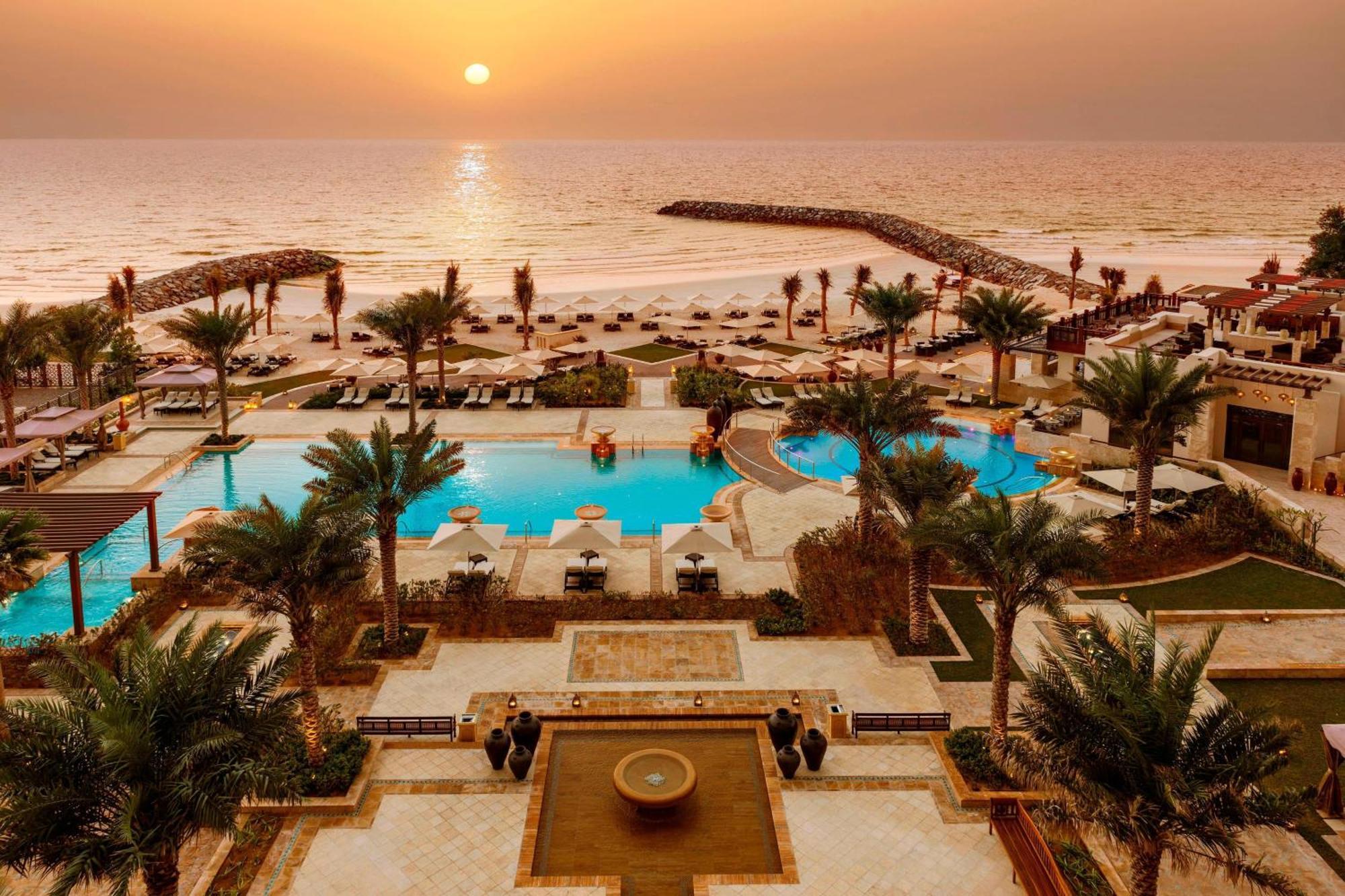 عجمان سرايا، أحد منتجعات لاكشري كولكشن، عجمان المظهر الخارجي الصورة The Oberoi Beach, Muscat