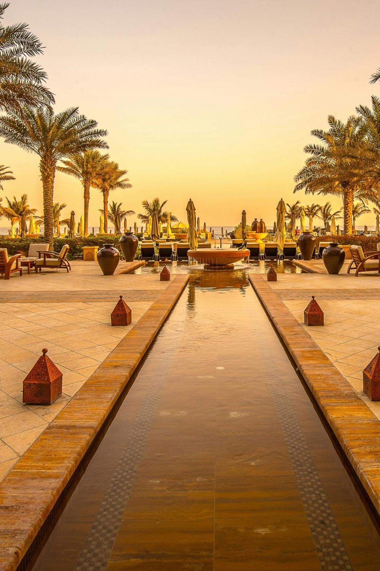عجمان سرايا، أحد منتجعات لاكشري كولكشن، عجمان المظهر الخارجي الصورة The Palace Downtown Dubai