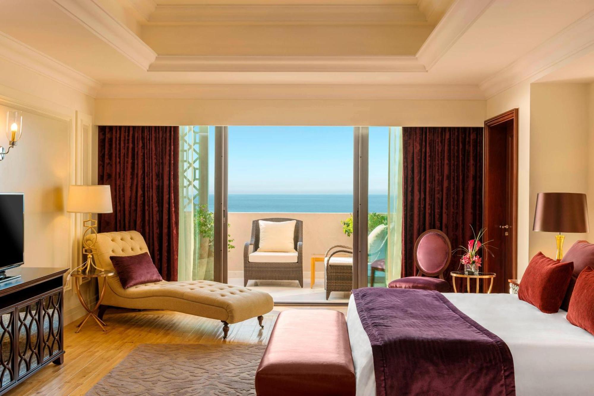 عجمان سرايا، أحد منتجعات لاكشري كولكشن، عجمان المظهر الخارجي الصورة A guest room at Jumeirah Atlantis