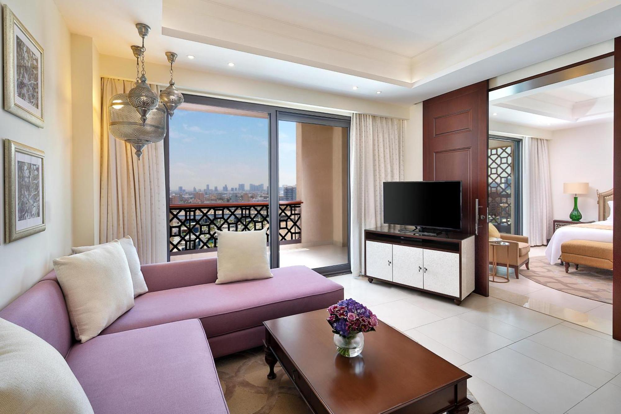 عجمان سرايا، أحد منتجعات لاكشري كولكشن، عجمان المظهر الخارجي الصورة Suite at the hotel