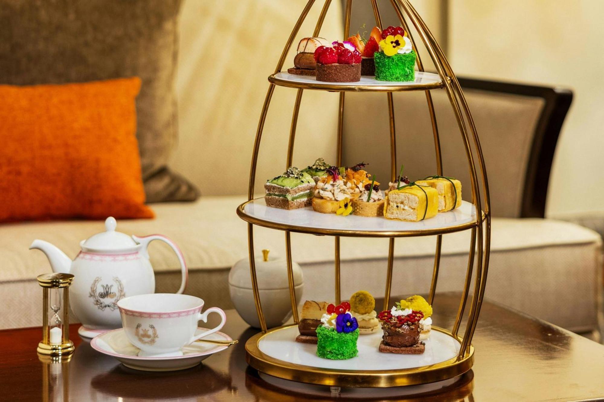 عجمان سرايا، أحد منتجعات لاكشري كولكشن، عجمان المظهر الخارجي الصورة Afternoon tea at the Taj Mahal Palace, Mumbai